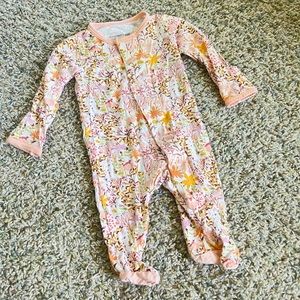 Magnetic Me floral sleeper